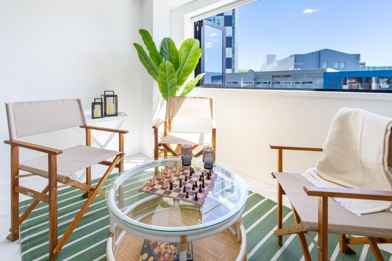 Central Sunny Perch 2 Bed 1 Bath Apartment Christchurch Bagian luar foto
