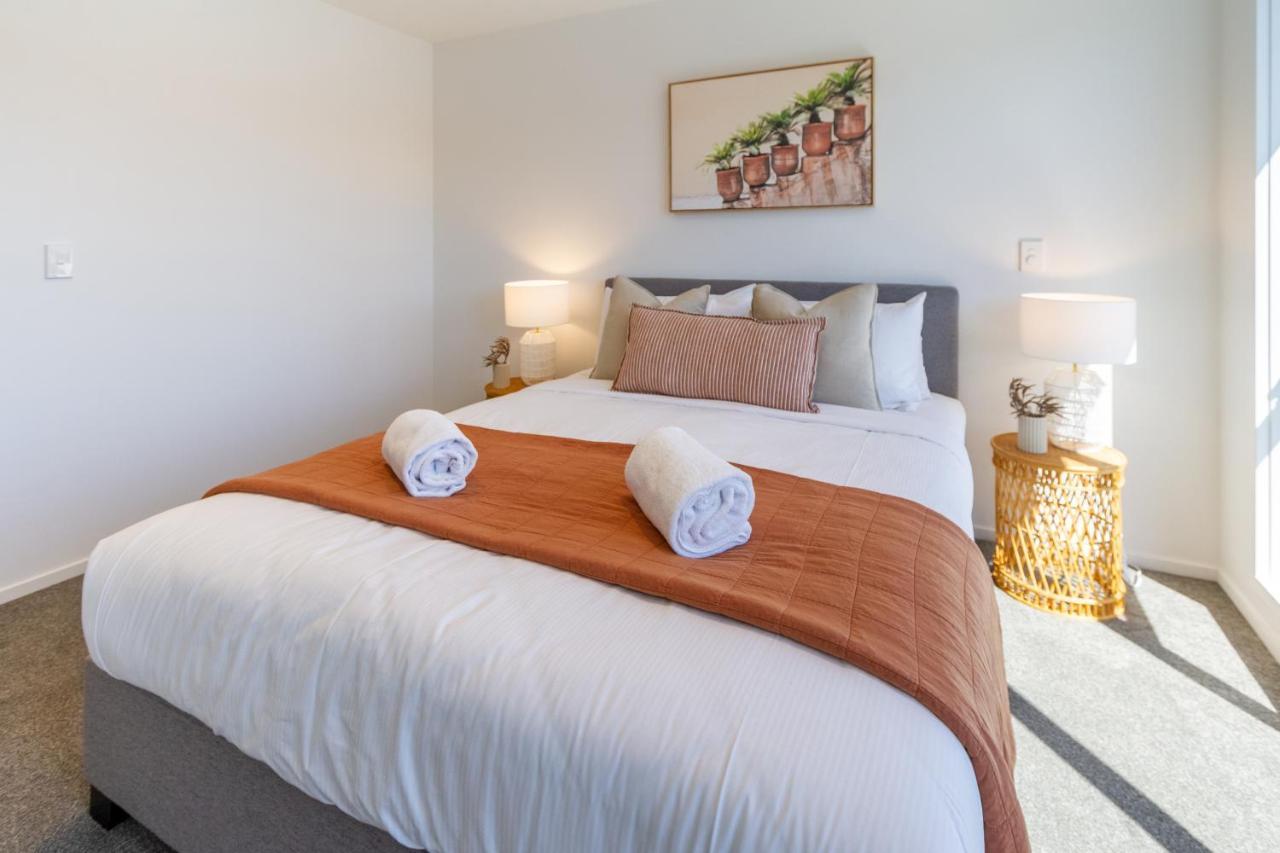 Central Sunny Perch 2 Bed 1 Bath Apartment Christchurch Bagian luar foto